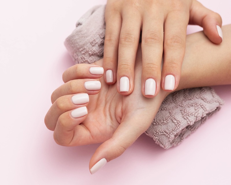 Guía Completa para el Cuidado de Uñas: De la Manicura al Fortalecimiento