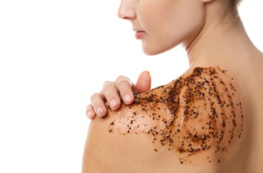 Exfoliación Corporal: Cómo Hacerla Correctamente y Sus Beneficios